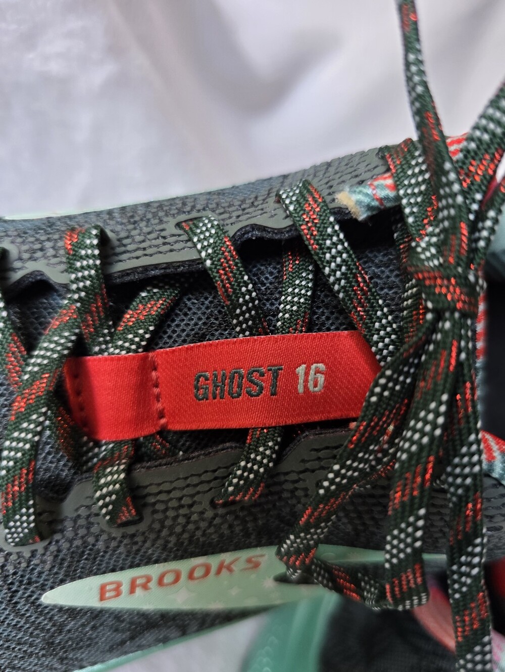 Brooks Ghost 16 "Run Merry" Womens Limited Edition Running Shoes. - Picture 8 of 8